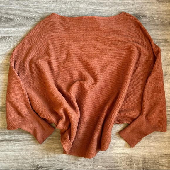 Kerisma Francesca Sweater in Ecru Blush Clay Color Structured Cozy Size M/L - Picture 3 of 6
